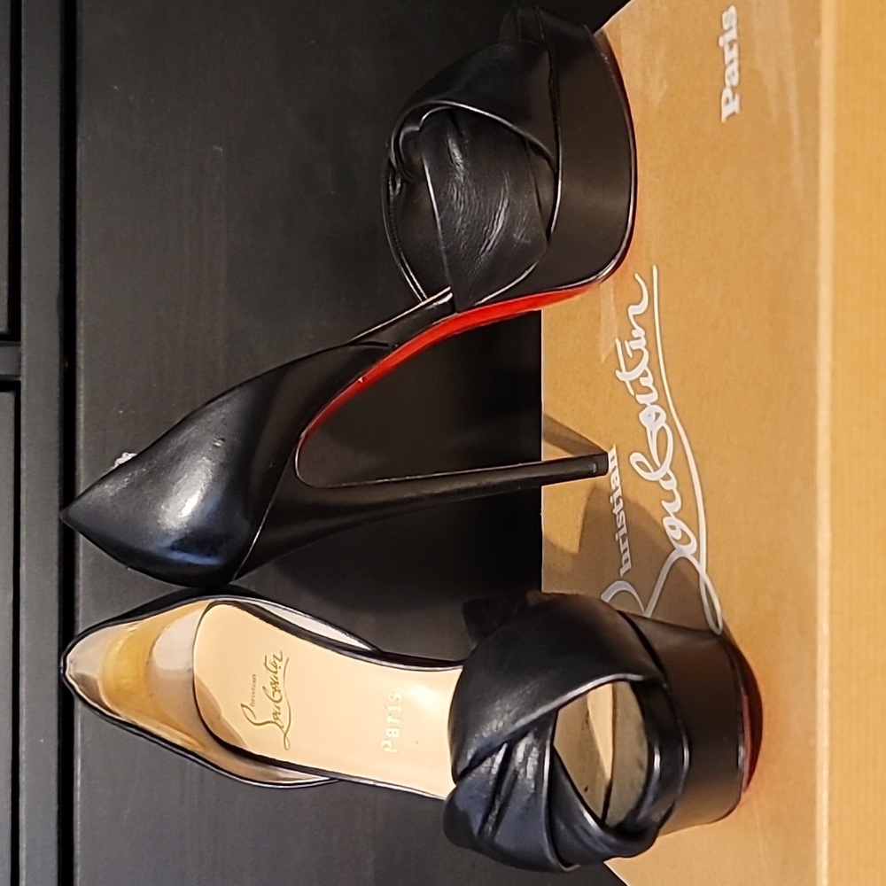 Christian Louboutin  size 37.5